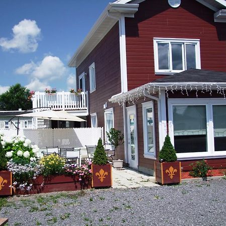 Motel Canadien Trois-Rivières Екстериор снимка