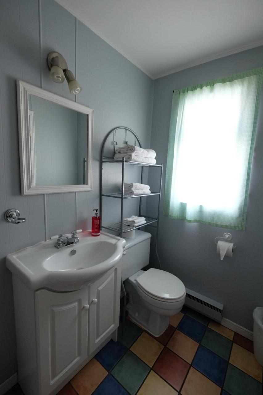 Motel Canadien Trois-Rivières Екстериор снимка