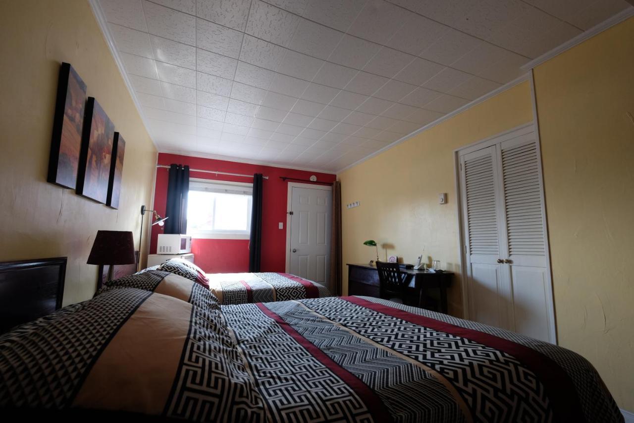 Motel Canadien Trois-Rivières Екстериор снимка